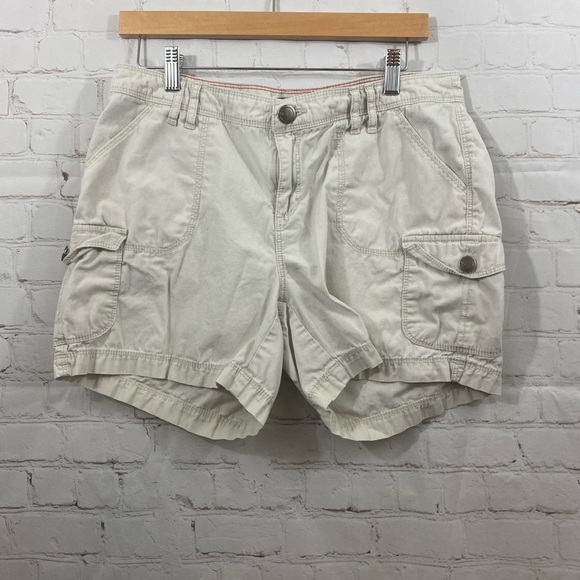 Natural Reflections Cargo Light Khaki Womens Size 10 Shorts - Picture 1 of 4